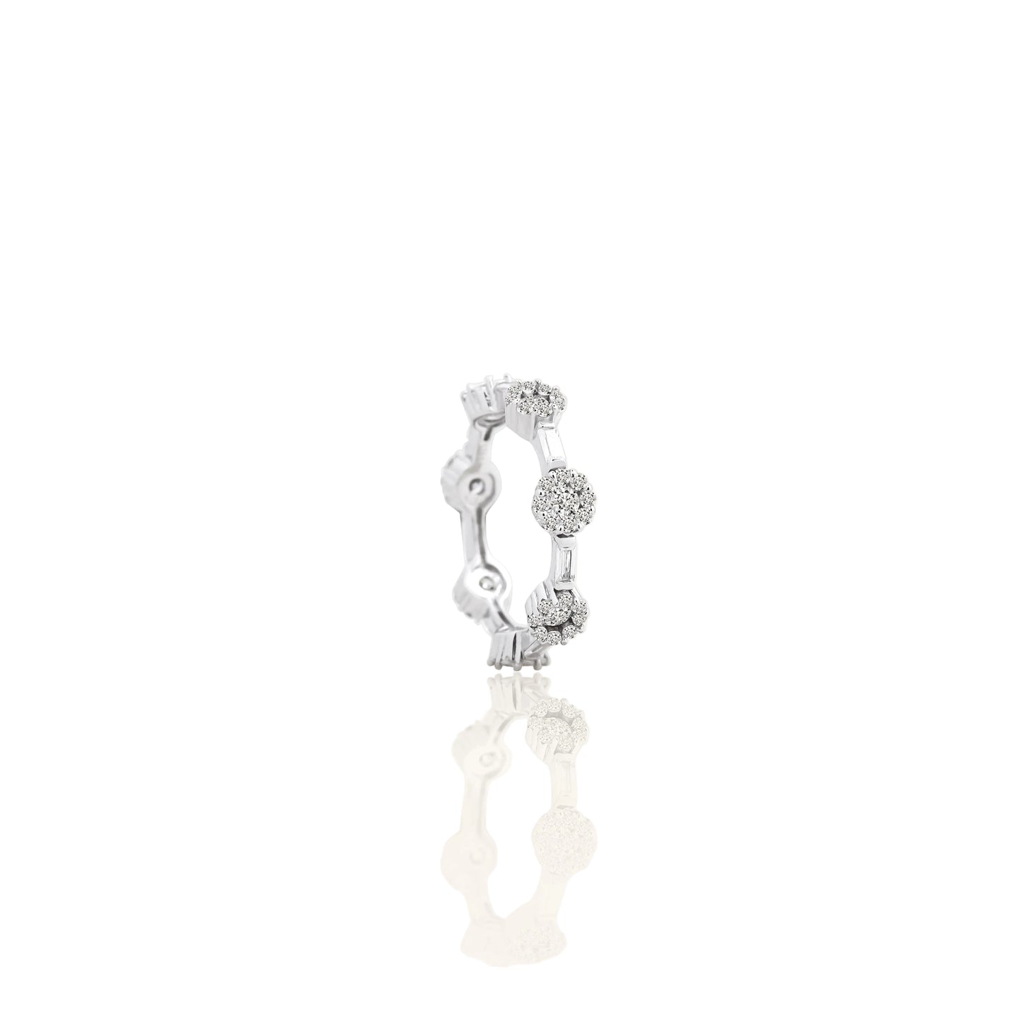 Vintage Floral Diamond Eternity Ring – Golden Scrolls & Sparkling Clusters
