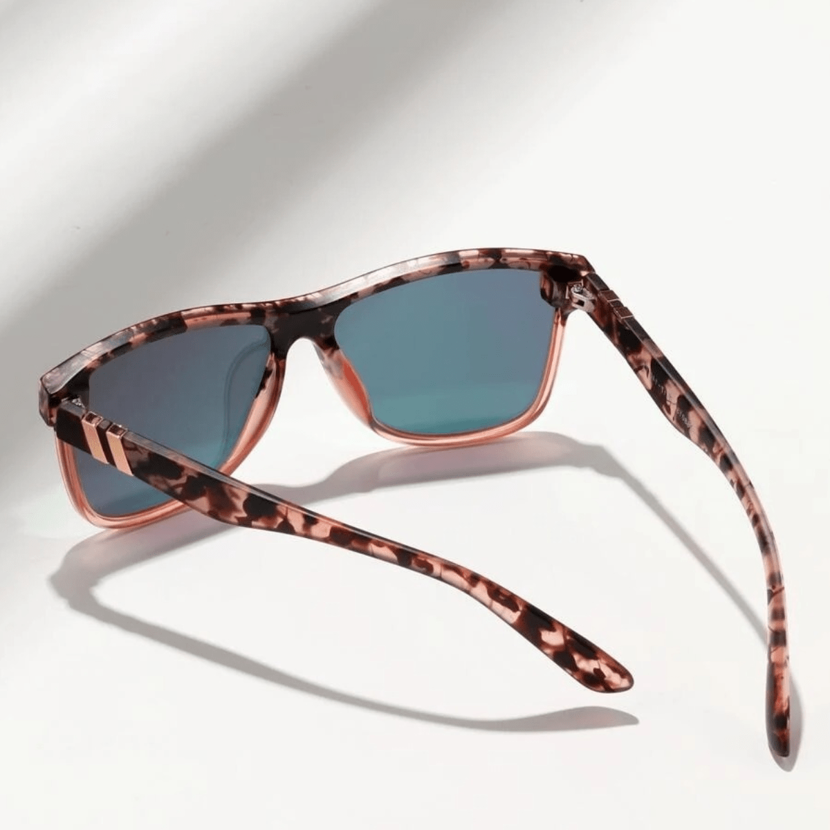 Women's Streamlined Sunglasses, Summer Personality Coating Gradient Reflective Oversized Sunglasses