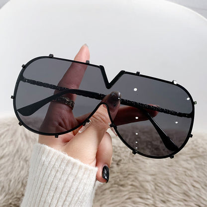 'V' Design Hipster Aviator Sunglasses