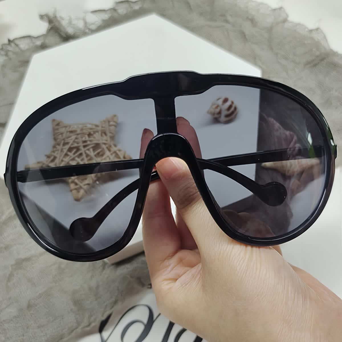 One Piece Oversized Aviator Sunglasses