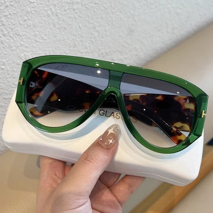 'T' Design Toad Frame Aviator Sunglasses