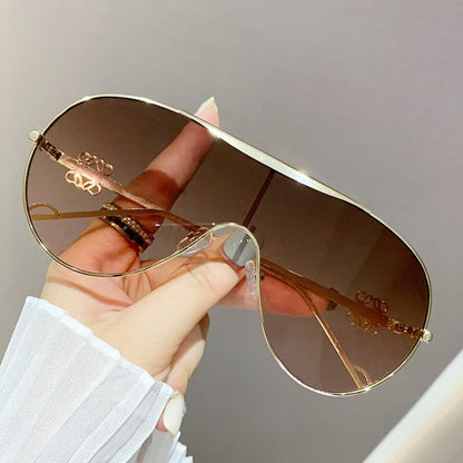 Oversized One-piece Aviator Sunglasses