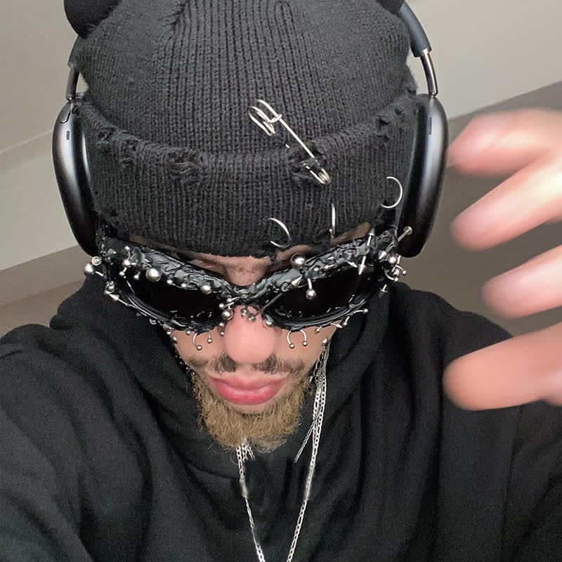 CyberPunk Style Irregular Shaped Rivet Decor Sunglasses for Party