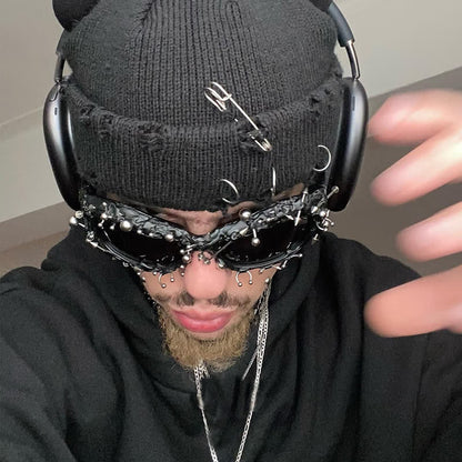 CyberPunk Style Irregular Shaped Rivet Decor Sunglasses for Party