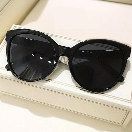 Cat-Eye Oversized Frame Hipster Sunglasses