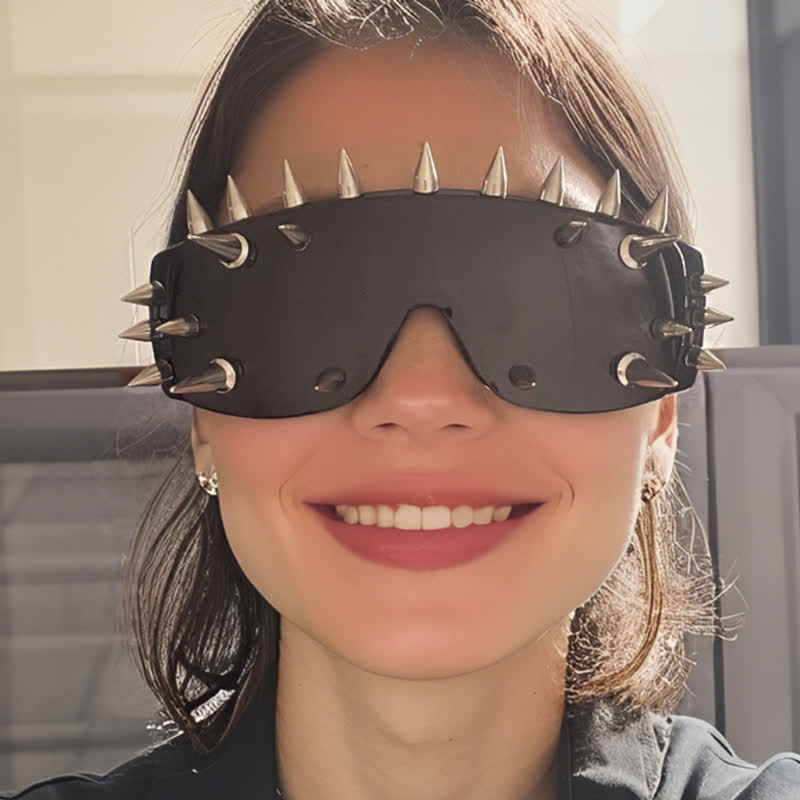 Rivet Decor Y2K Cyberpunk Hipster Sunglasses