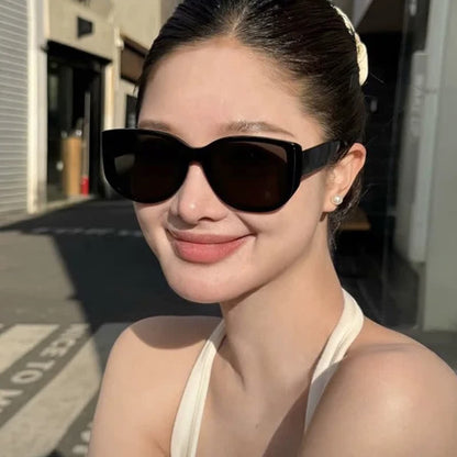 Cat-Eye Large Frame Simple Sunglasses with Nylon Lenses