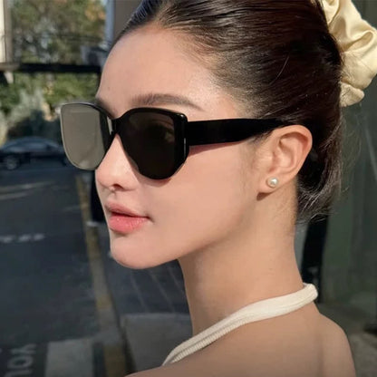 Cat-Eye Large Frame Simple Sunglasses with Nylon Lenses