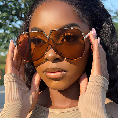 'V' Design Hipster Aviator Sunglasses