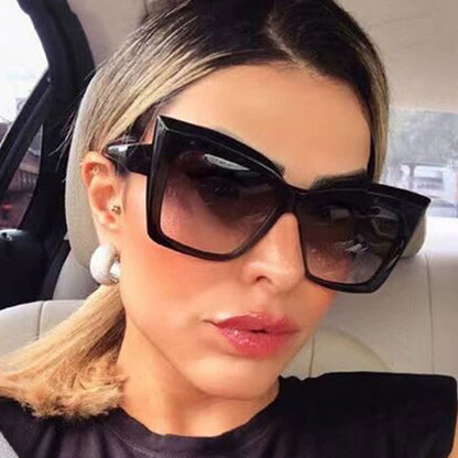 Vintage Cat-Eye Oversized Frame Sunglasses