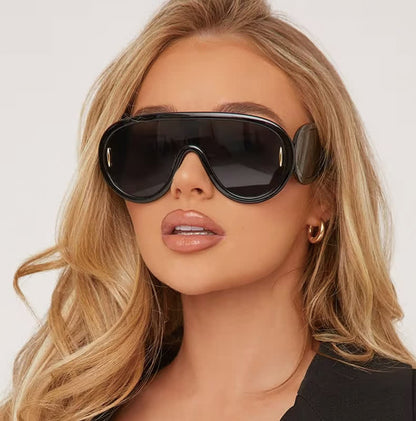 Steampunk One-piece Frame Oversized Mirrored Sunglasses