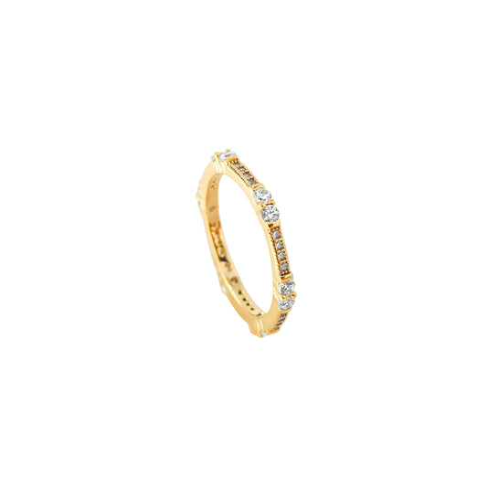 Artisan Diamond Band – Old-World Craftsmanship in Every Sparkle