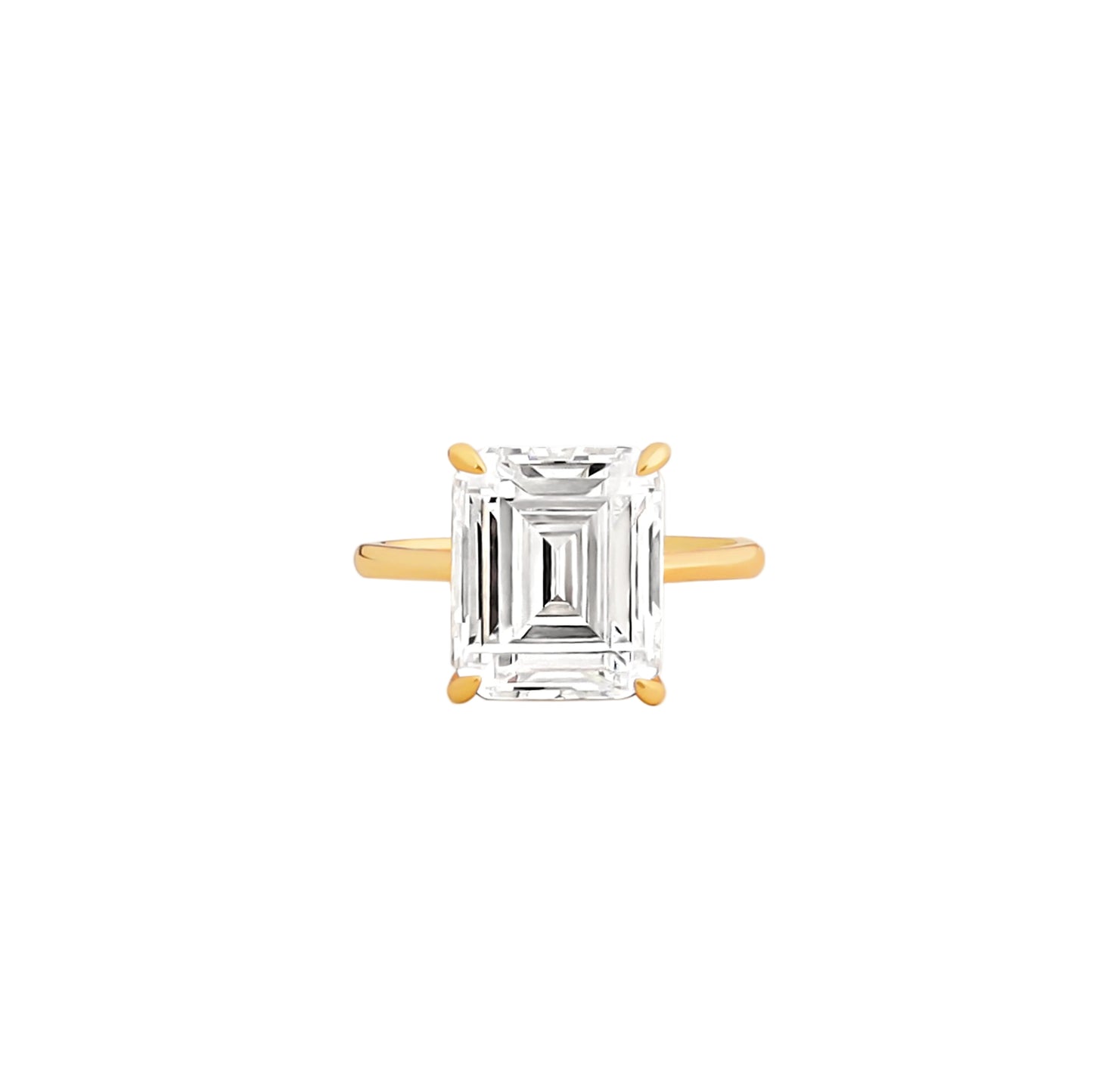 Emerald Cut Solitaire Ring – A Timeless Icon of Clarity & Grace