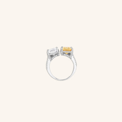 Two-Stone Yellow & White Diamond Ring – Golden Clash of Timeless Sparkle