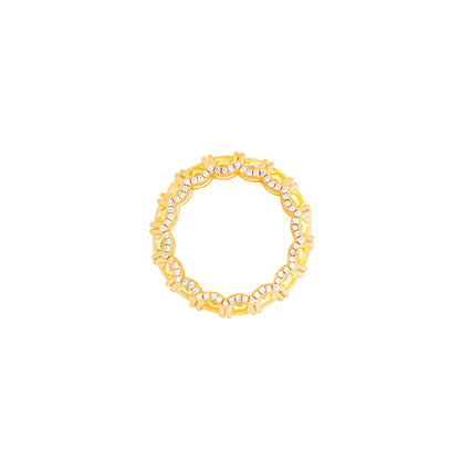 Chain-Edged Baguette Eternity Ring – Golden Weave of Bold Sparkle
