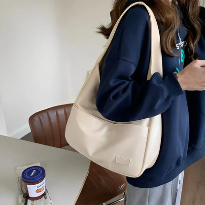 Lilya | Hobo Bag