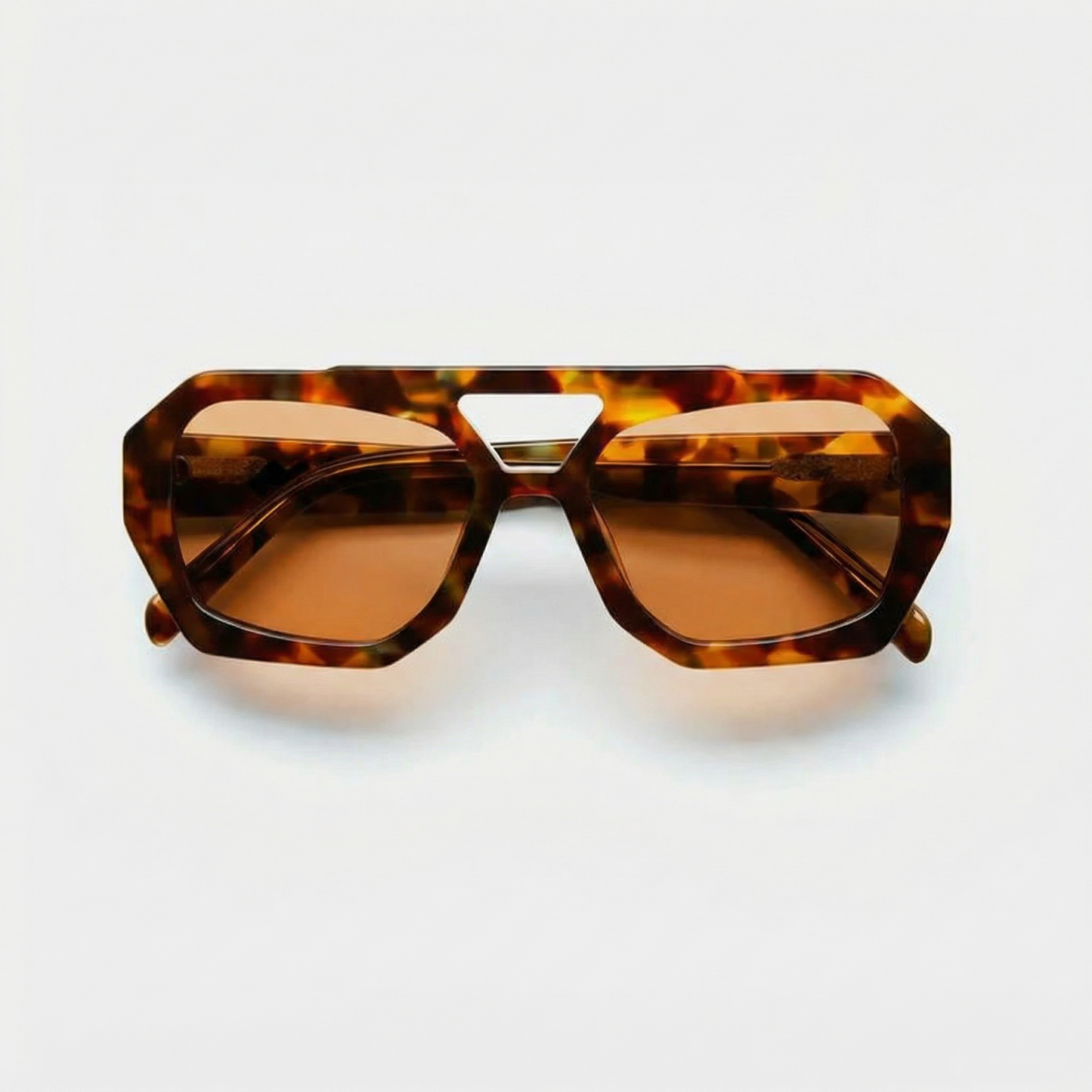 Vintage Tortoiseshell Geometric Sunglasses – Retro Amber Glow for Your Days