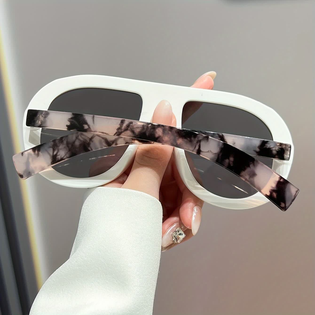 Oversized Frame Hipster Aviator Sunglasses