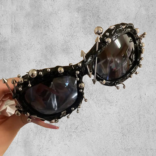 CyberPunk Style Irregular Shaped Rivet Decor Sunglasses for Party