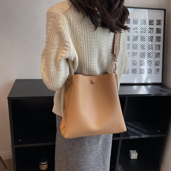Montelise | Crossbody Bucket Bag