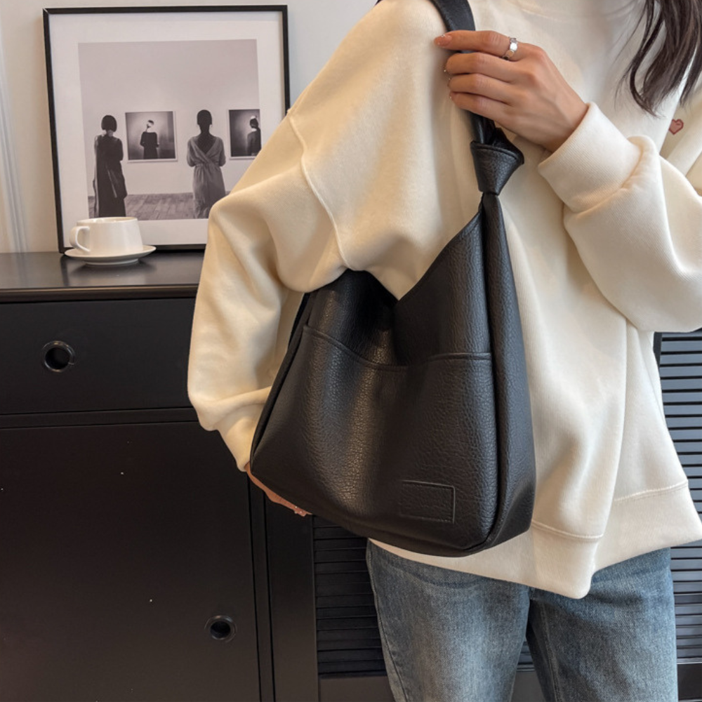 Nava | Hobo Bag
